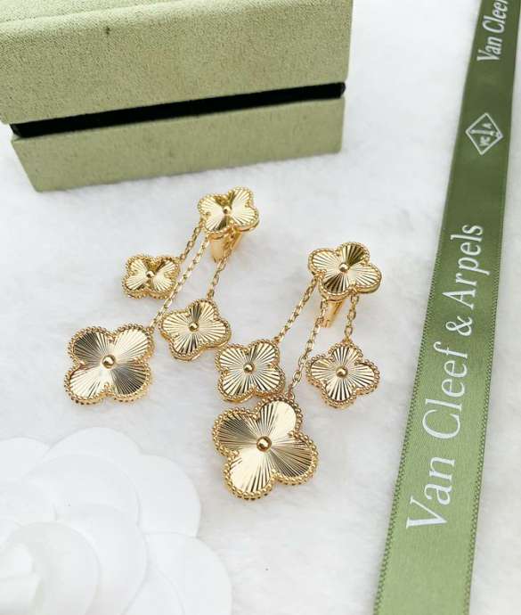 Picture of Van Cleef Arpels Earring _SKUVanCleef&Arpelsearring091211716361